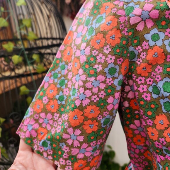 Vintage 1950's Mod Floral Print Shirtwaist Dress, Handmade - Picture 6 of 17